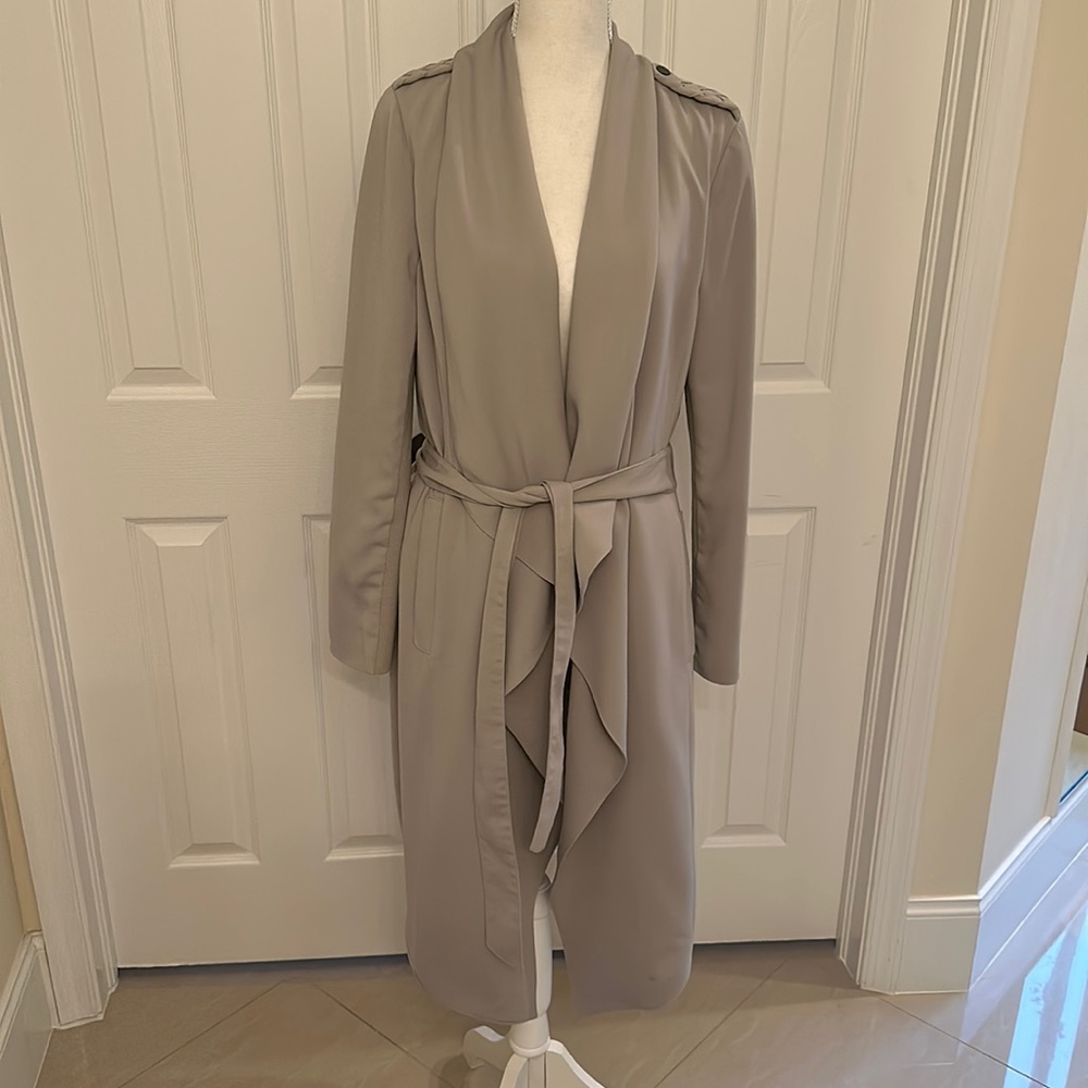Soft grey BCBGMAXAZRIA Layla Trench Coat. Worn 2x and ironically never outside.